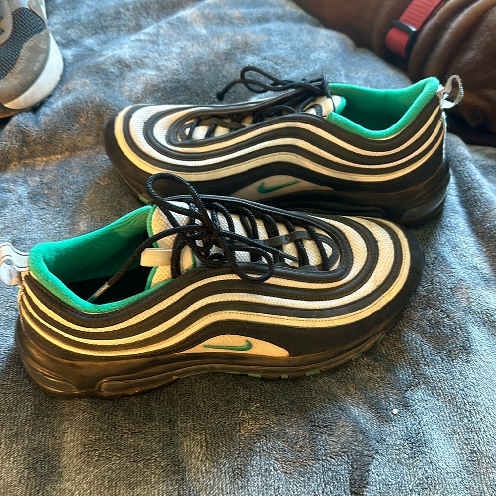 Nike air max